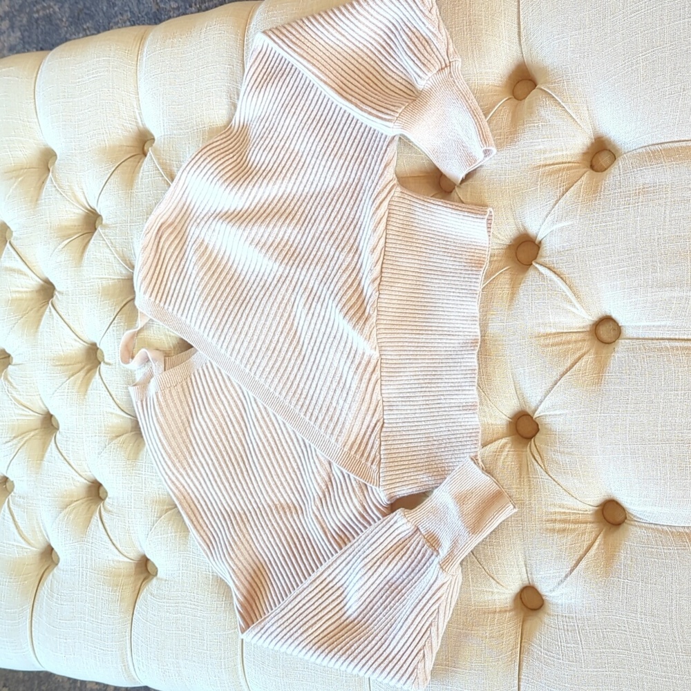 Off Shoulder Sweater - image 5